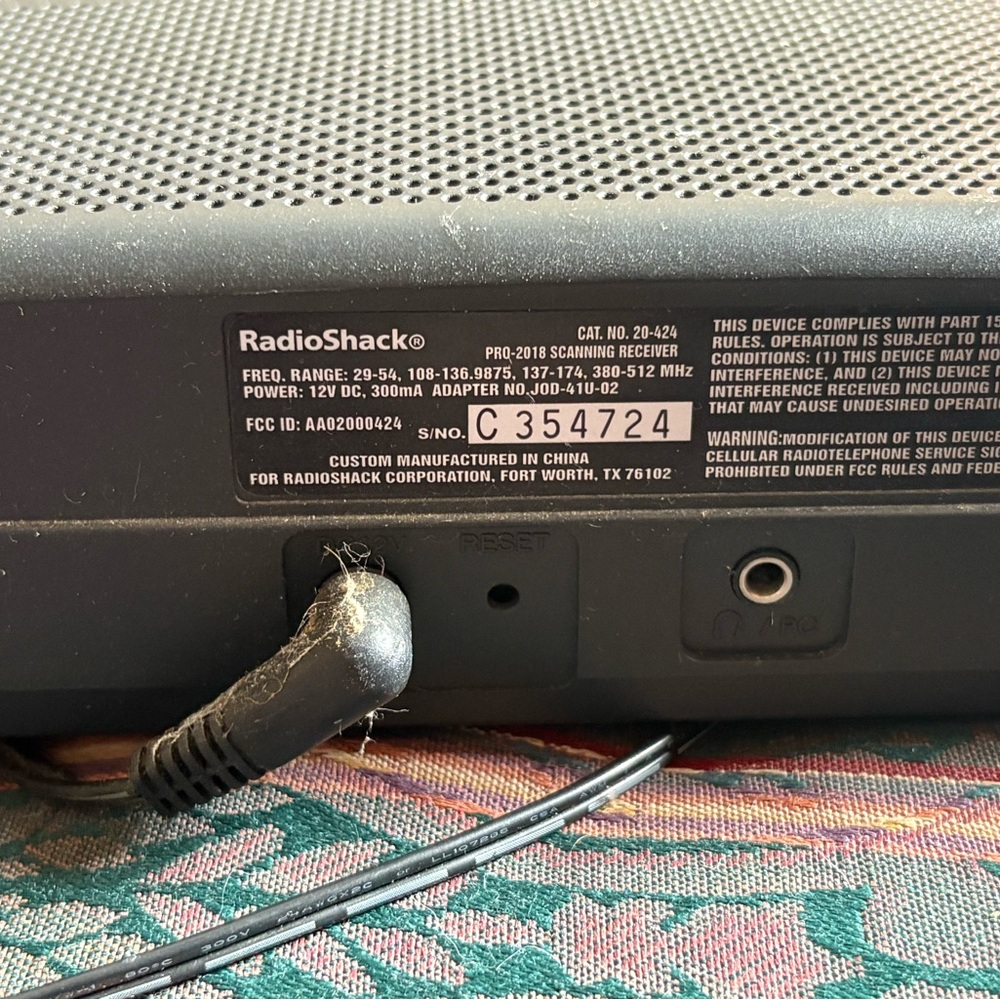 RadioShack Weather Alert Two-Way Radio - Gray - Picture 2 of 4
